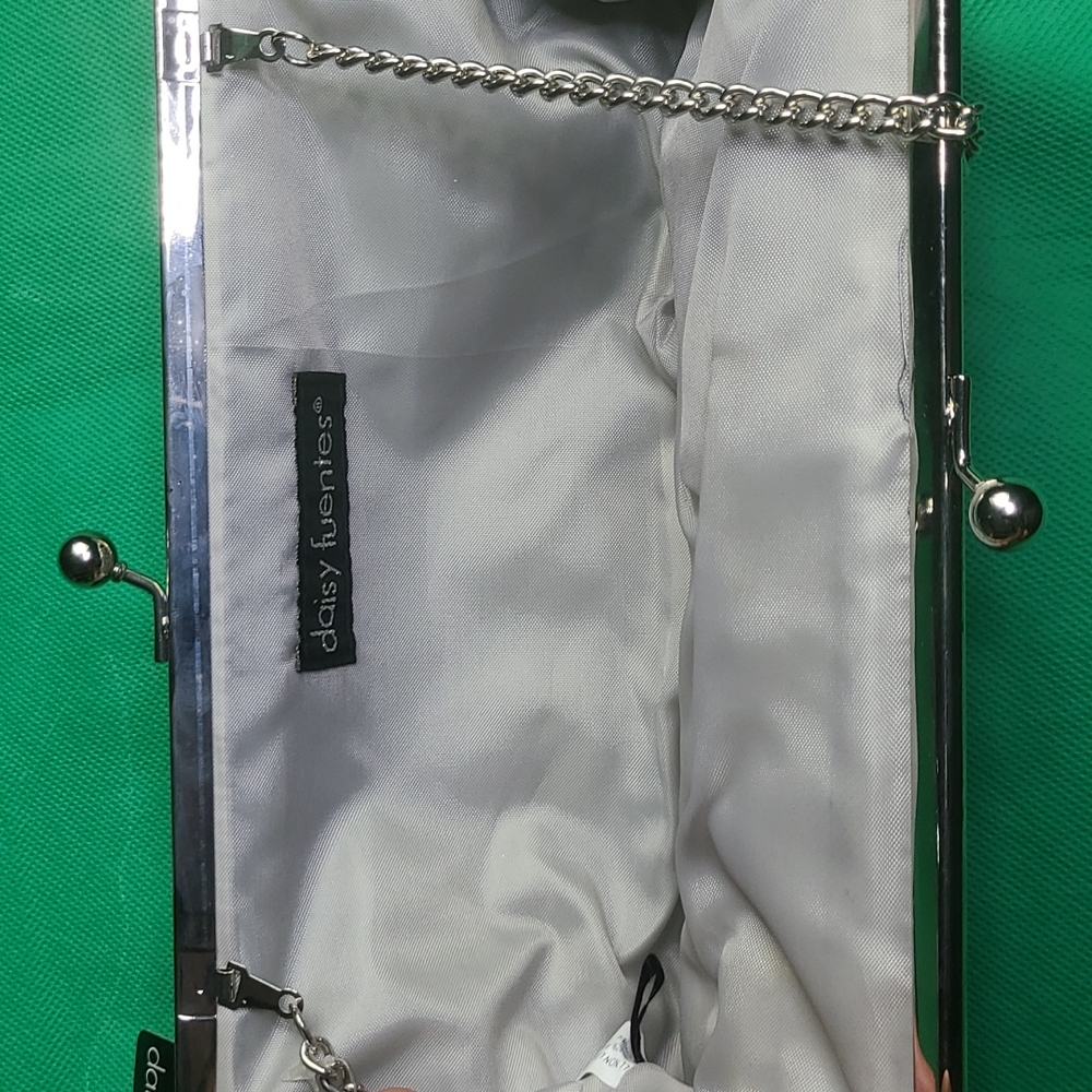 Ladies Purse 👛 - Picture 4 of 7